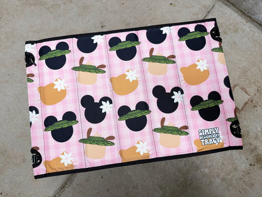 Holoholo Table - DisRio (pink)