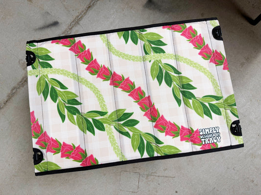 Holoholo Table - Lokelani Maile